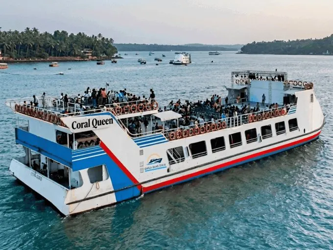 Coral Queen Dinner Cruise